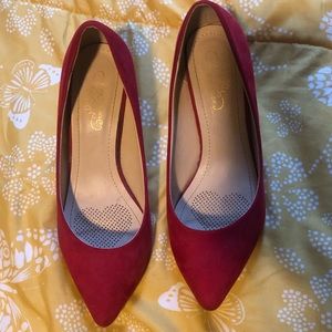 Red heels size 9